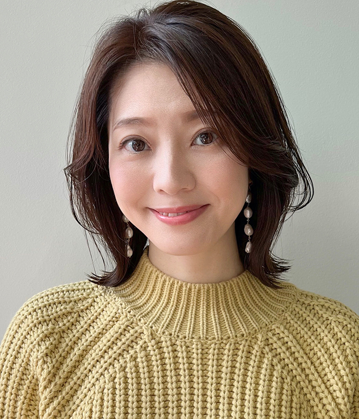 40代の21年最新髪型 乾かすだけで小顔になれる韓国風の長めボブ 大人の週末ヘアカタログ 美st Online 美しい40代 50代のための美容情報サイト