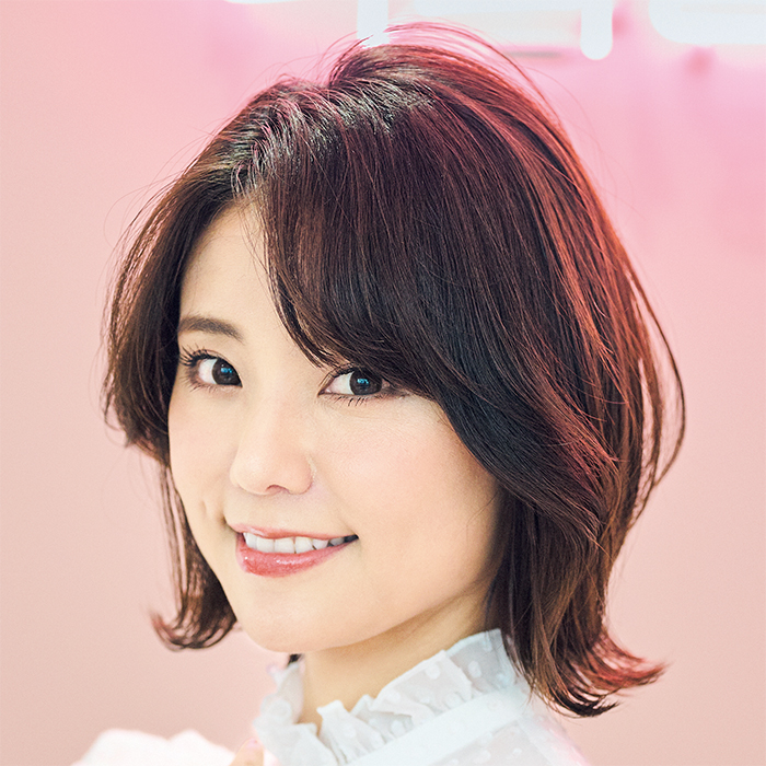 40代の21年最新髪型 ボリューム悩みが解消する韓国っぽい外ハネショートボブ 美st Online 美しい40代 50代のための美容情報サイト